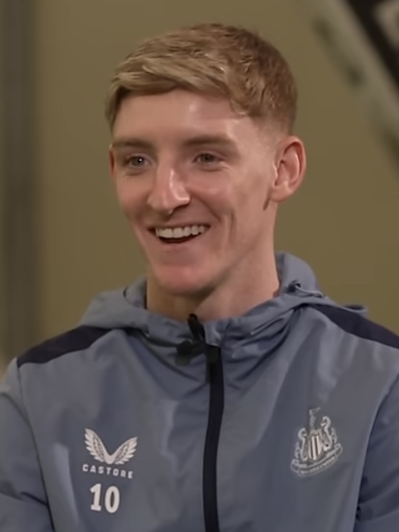 Bukan Cuma Pemain Sendiri, Barcelona Gerak Cepat Boyong Anthony Gordon dari Newcastle