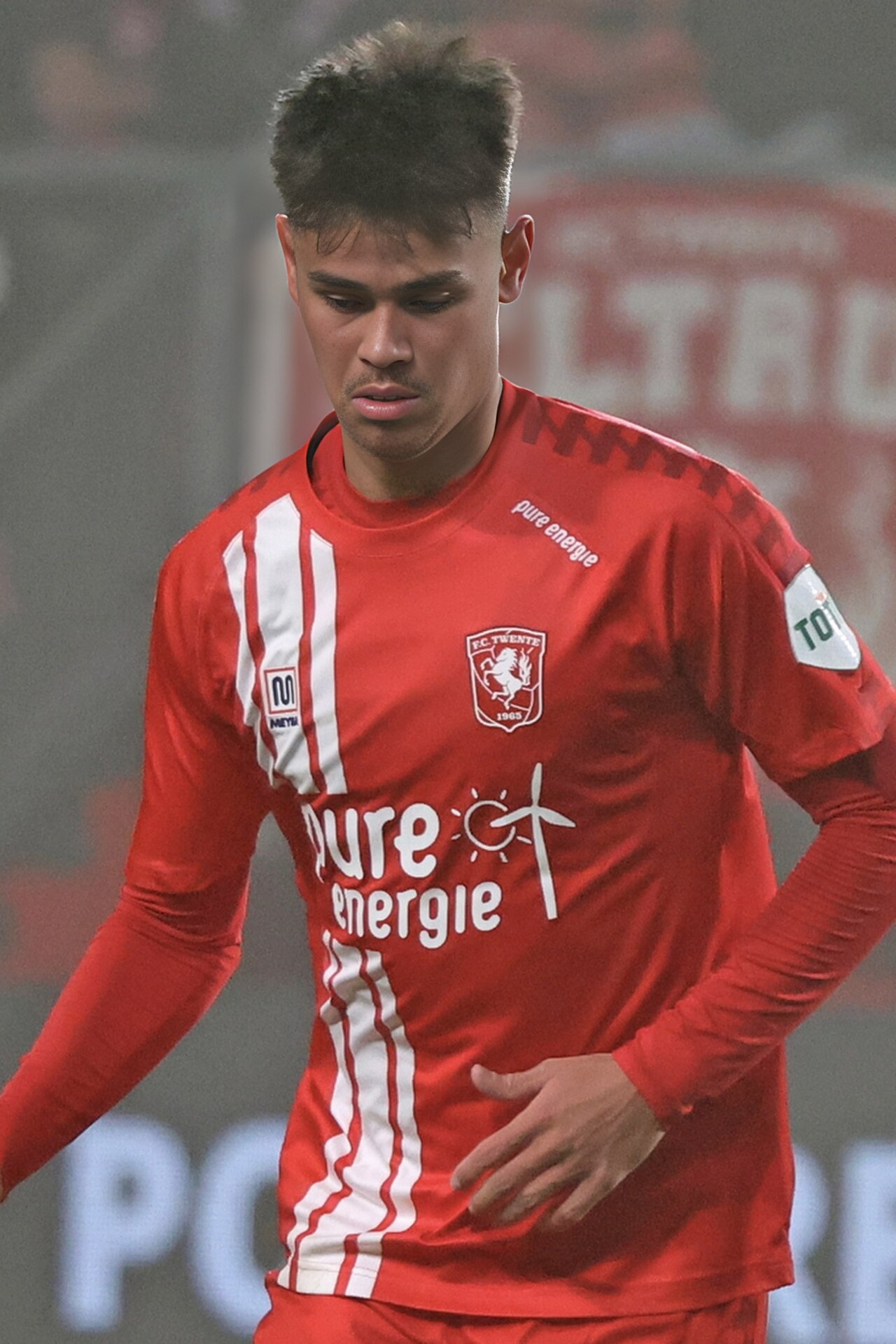 Drama Mees Hilgers Memanas! Bek Timnas Indonesia Mangkir Latihan FC Twente, Ada Apa di Balik Aksi Diam-diam Ini?